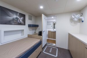 Port-twin-cabin-300x200